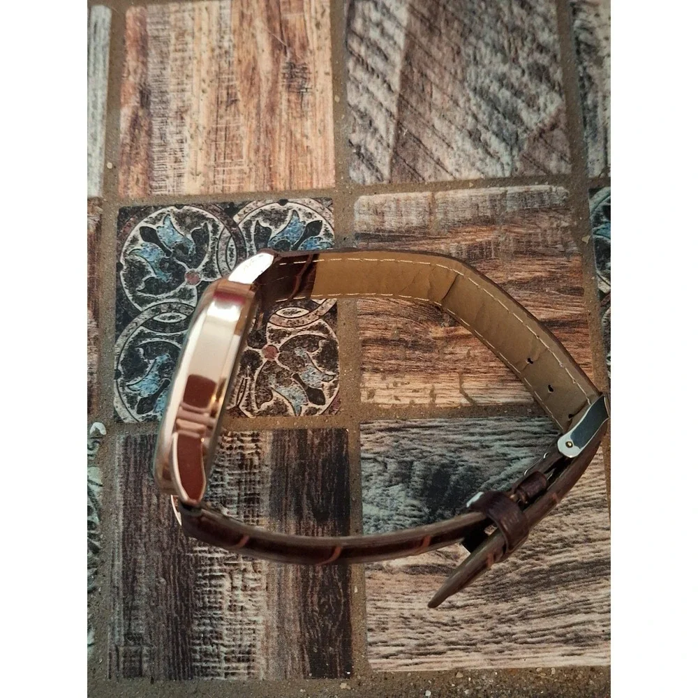 Mreurio 43mm Rose Gold Mens Chrono Watch. Brown  Alligator Embossed Band.